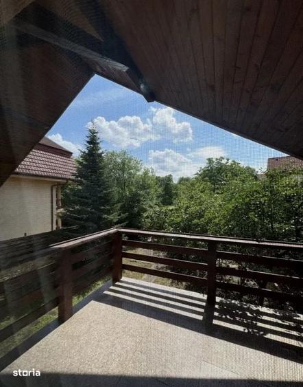Casă cu 4 camere în Bună Ziua