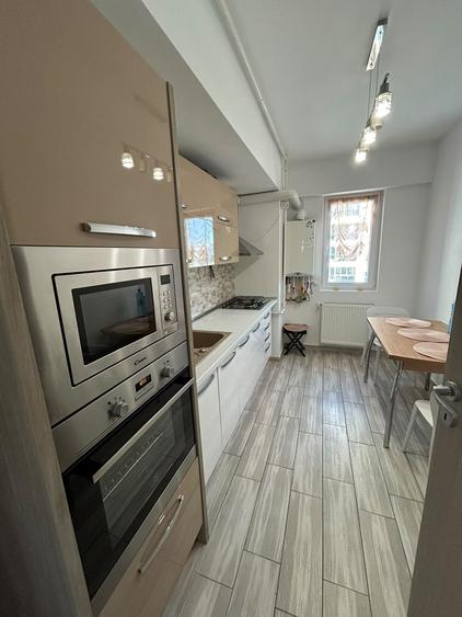 Apartament cu 2 camere decomandat în Militari