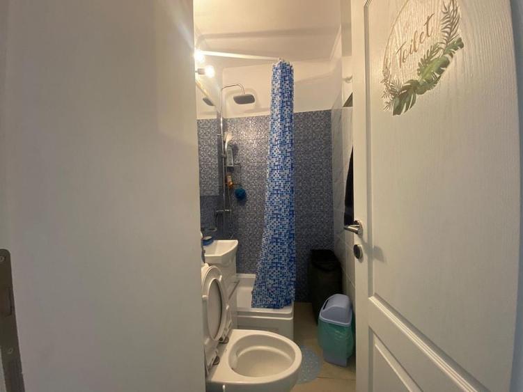 Apartament cu 4 camere nedecomandat în Bucureștii Noi