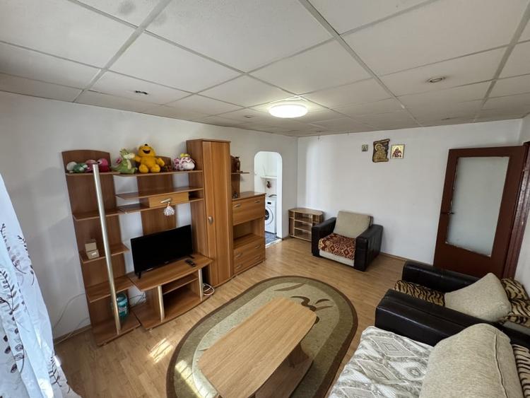 Apartament cu 2 camere semidecomandat în Mihail Kogălniceanu