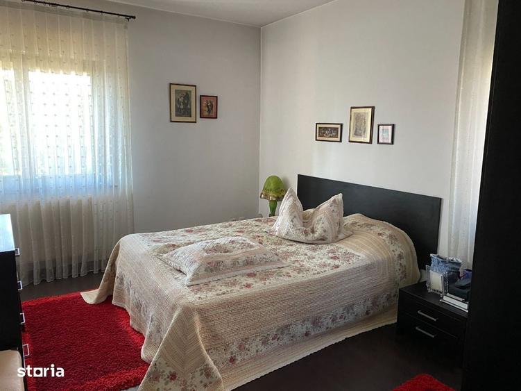 Casă cu 4 camere cu Teren 521 Mp în Bucium