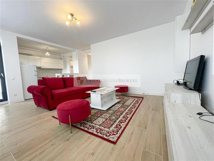 Apartament cu 2 camere semidecomandat, mobilat în Băneasa