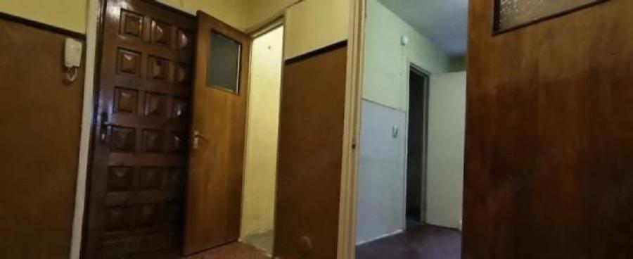 Brancoveanu/Uioara ap 3 camere,cf1,etaj 2/4 85.000euro - 3