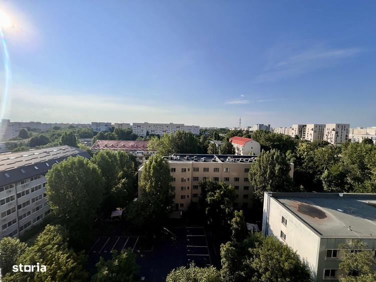 Apartament cu 2 camere decomandat în Apărătorii Patriei