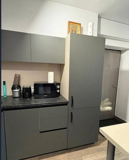 Apartament cu 2 camere semidecomandat în Obor