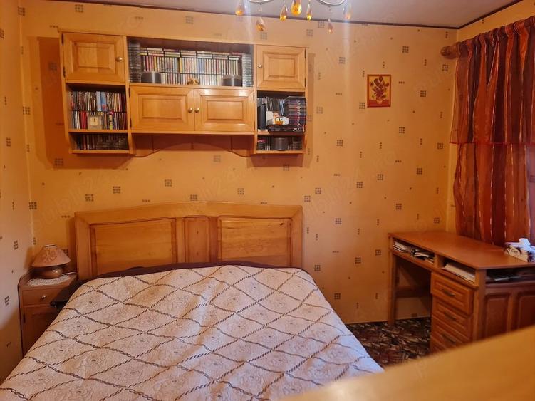 Apartament cu 2 camere decomandat în Vest