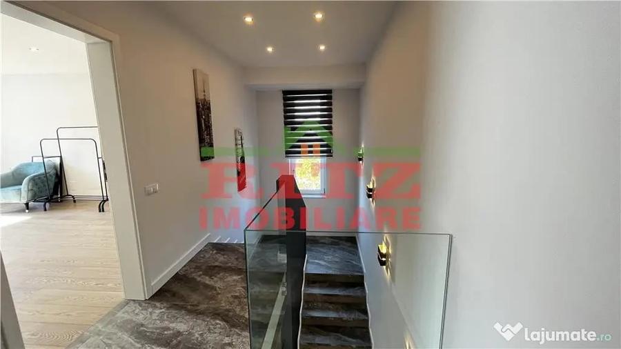Casă cu 4 camere cu Teren 480 Mp în Central