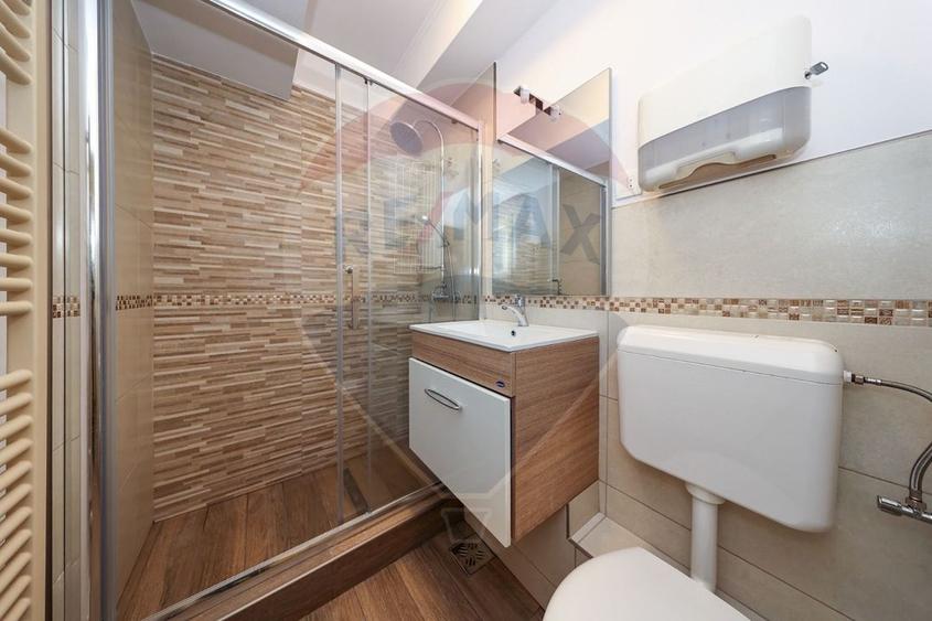 Apartament cu 4 camere de vânzare în zona Centrul Civic - 18