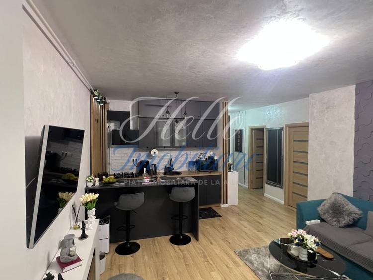 Apartament cu 2 camere semidecomandat, mobilat în Florești