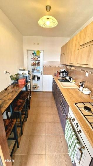 Apartament cu 3 camere, mobilat în Florești — fotografia 1