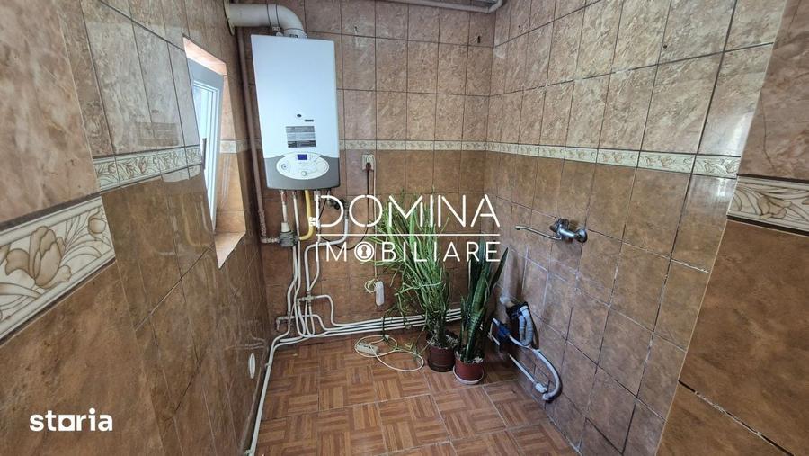 Apartament cu 3 camere semidecomandat în Central