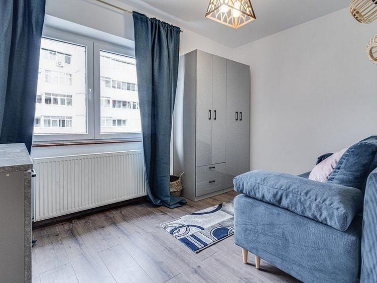 Apartament cu 3 camere decomandat, mobilat în 1 Mai