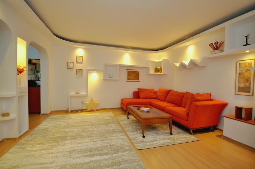 Apartament cu 2 camere decomandat în 13 Septembrie