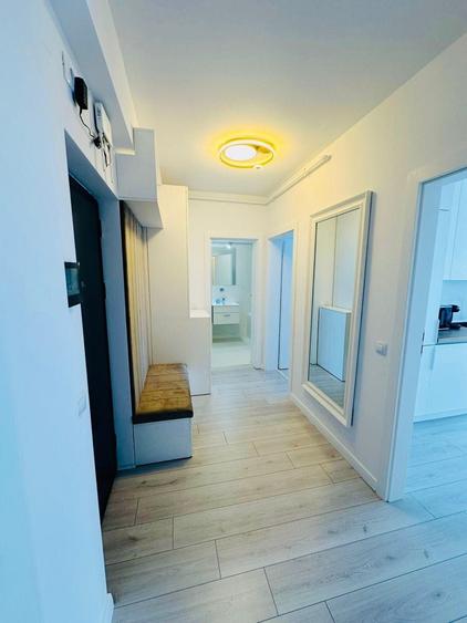 Apartament cu 2 camere decomandat în Calea București