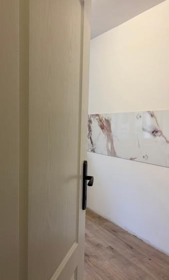 Apartament cu 3 camere în P-ța Unirii