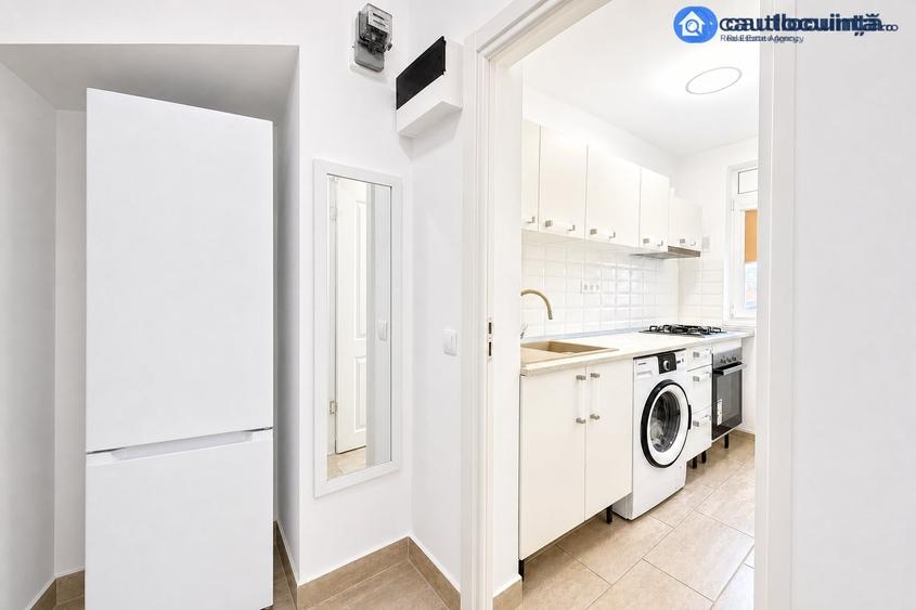 Apartament cu 2 camere semidecomandat, mobilat în Grivița