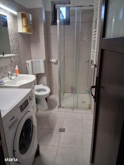 Casă cu 4 camere cu Teren 115 Mp în Central