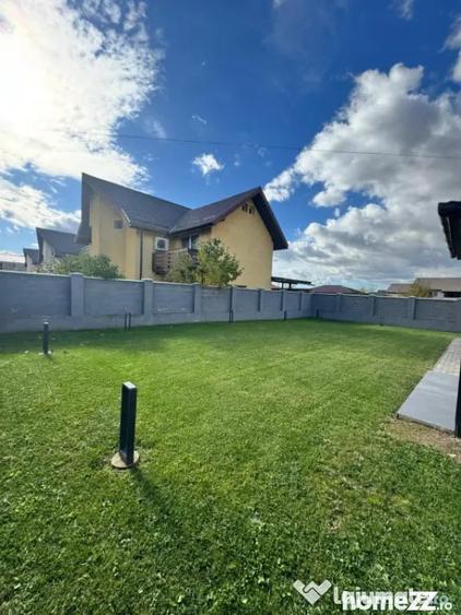 Casă cu 4 camere cu Teren 404 Mp în Mocira