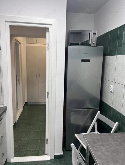 Apartament cu 2 camere decomandat în Delfinariu