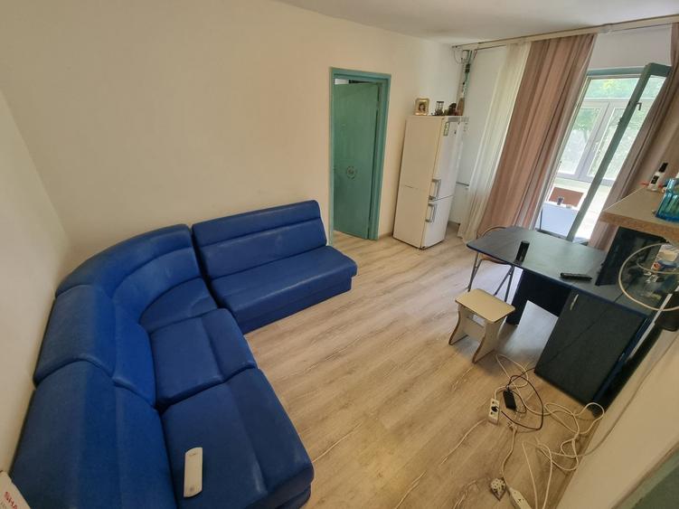 Apartament cu 2 camere semidecomandat, mobilat în Groapa