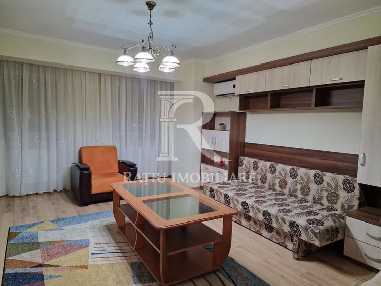 Garsonieră decomandată, mobilată în Iosia