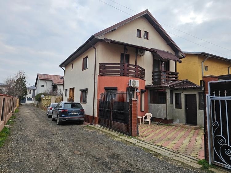 Casă individuală cu 6 camere cu Canalizare în Chiajna