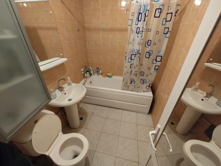 Apartament cu 2 camere semidecomandat în Pelican