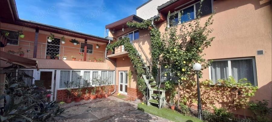 Casă cu 6 camere în Bucureștii Noi