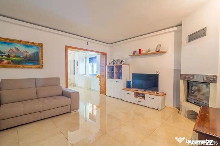 Casă cu 4 camere cu Teren 2825 Mp în Păuliș