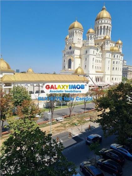 Apartament cu 3 camere decomandat, mobilat în 13 Septembrie