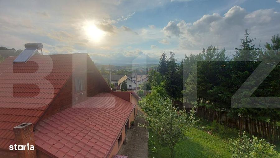 Casă cu 4 camere cu Teren 3000 Mp în Central