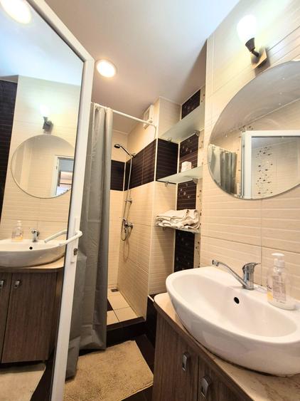 Apartament cu 2 camere semidecomandat în Central