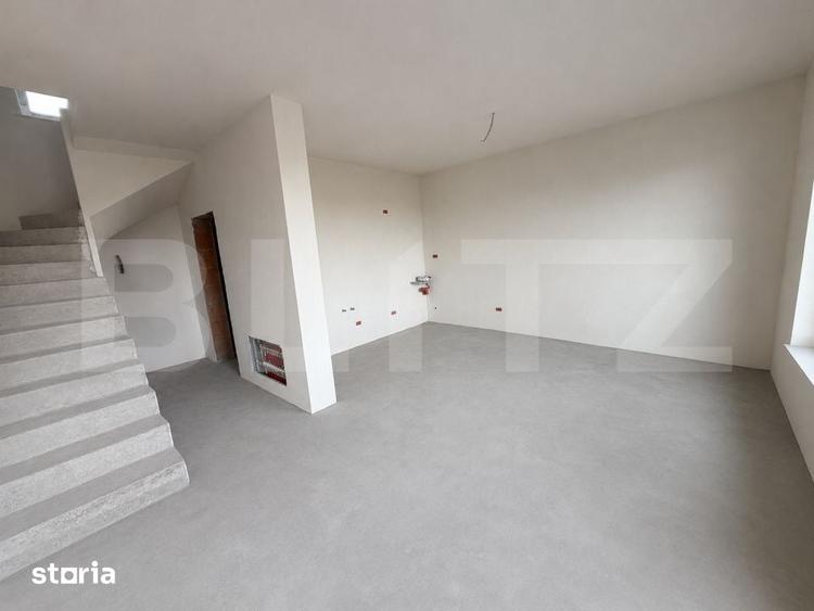 Casă cu 4 camere cu Teren 318 Mp în Ipotești