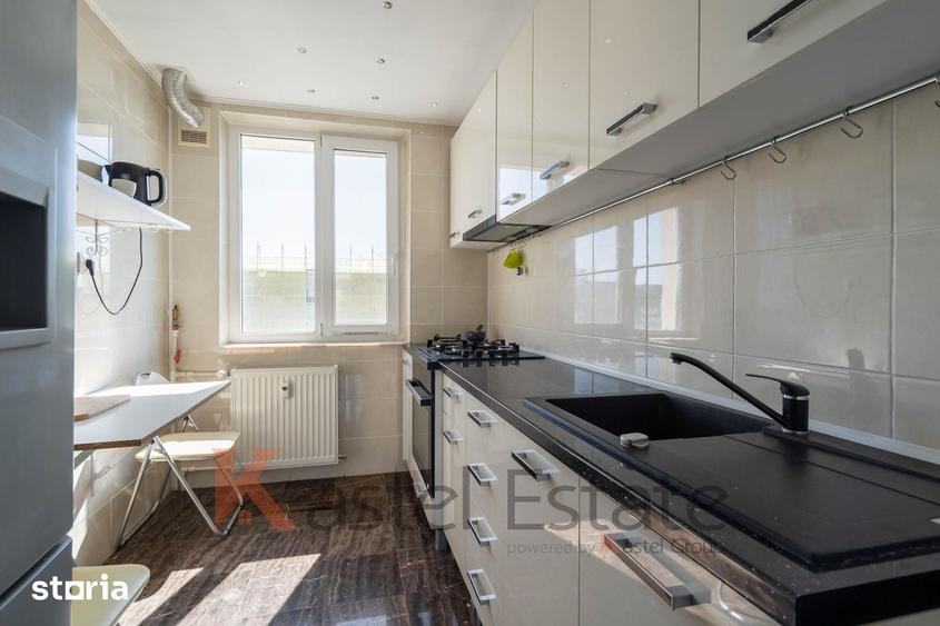Apartament cu 3 camere în Tei