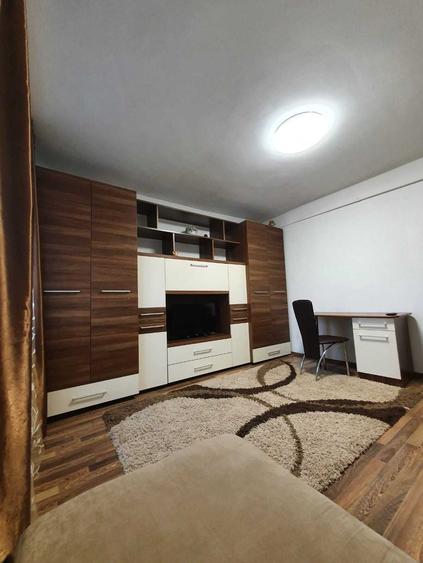 Inchiriez apartament 1 cam. zona Piata Cipariu, - 2
