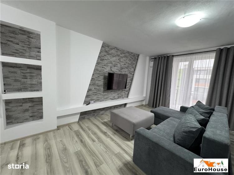 Apartament cu 3 camere decomandat în Ampoi 3