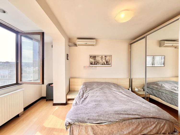 Apartament cu 3 camere semidecomandat, mobilat în Tineretului