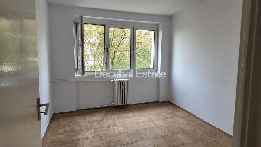 Apartament cu 2 camere decomandat în Baba Novac
