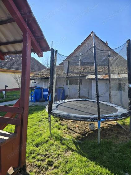 Casă cu 2 camere cu Teren 900 Mp în Covaci