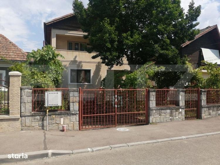 Casă cu 4 camere în Central