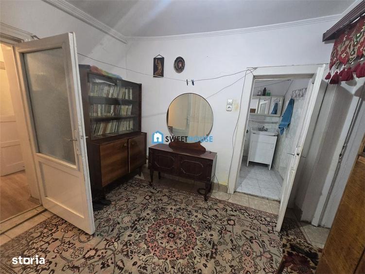 Casă cu 3 camere cu Teren 600 Mp în Central