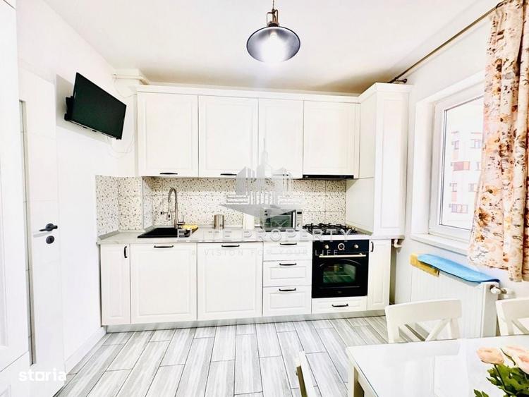 Apartament cu 3 camere, mobilat în Berceni