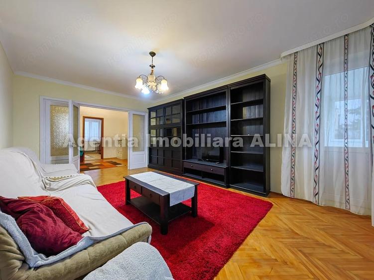 Apartament cu 4 camere decomandat în Kogălniceanu