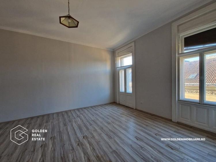 Apartament 3 camere renovat, ultracentral, etaj 3, cladirea Catedralei Catolice - 4
