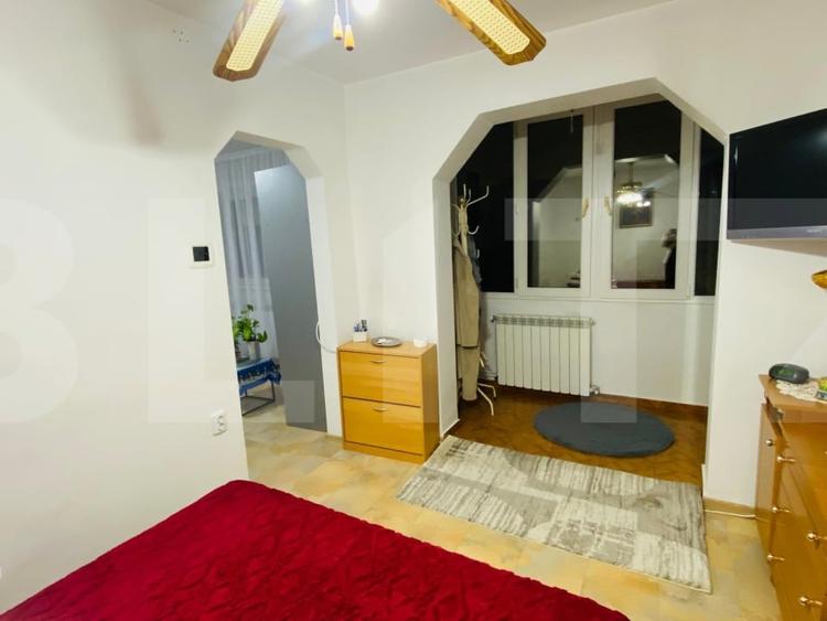 Apartament cu 2 camere semidecomandat, mobilat în Spitalul Județean