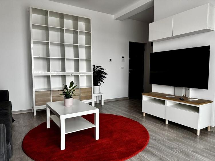 Apartament cu 2 camere decomandat în Dumbrăvița