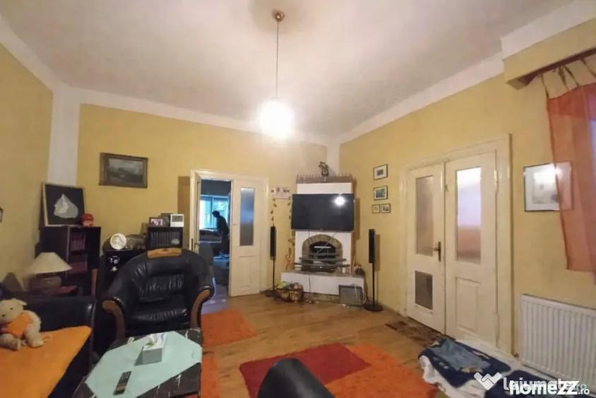 Casă cu 4 camere cu Teren 320 Mp în Ultracentral