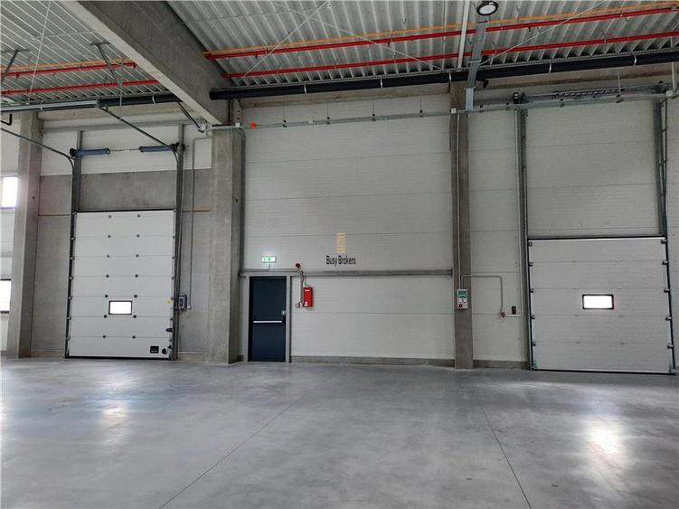 Spațiu industrial, de 2,700 mp, în Jucu