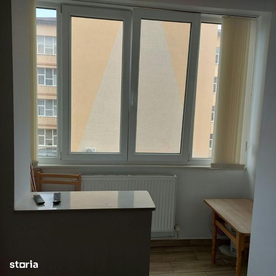 Apartament cu 2 camere nedecomandat în George Enescu