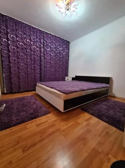 Apartament cu 3 camere semidecomandat, mobilat în Berceni